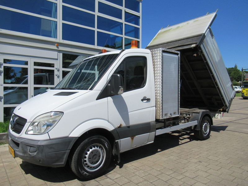Mercedes-Benz Sprinter 309 2.2 CDI 366, kipper-Tipper - قلاب صغير: صور 2 Mercedes-Benz Sprinter 309 2.2 CDI 366, kipper-Tipper - قلاب صغير: صور 2