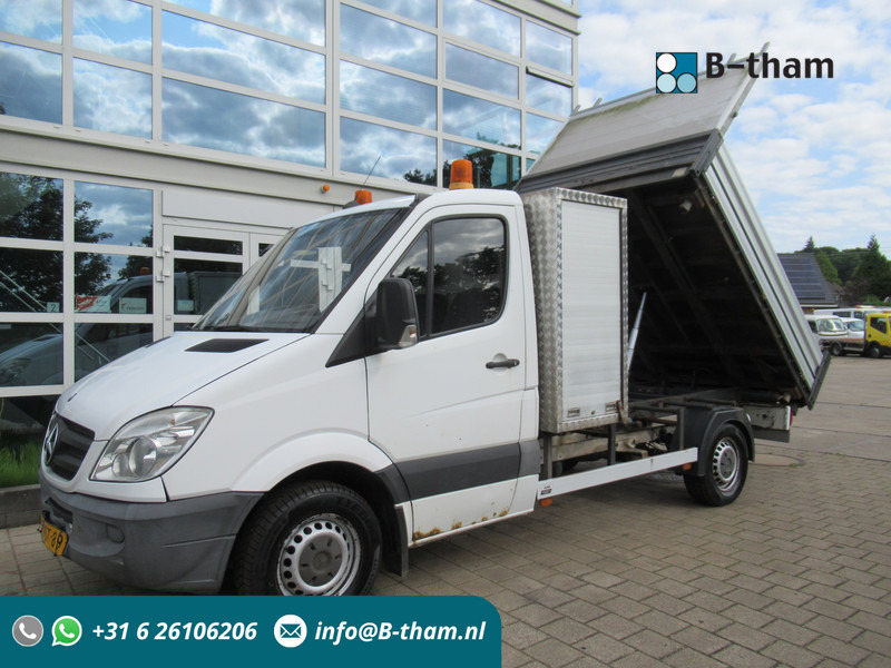 Mercedes-Benz Sprinter 310 2.2 CDI 70KW 366 3-Z./S./W. Kipper Tipper - قلاب صغير: صور 1 Mercedes-Benz Sprinter 310 2.2 CDI 70KW 366 3-Z./S./W. Kipper Tipper - قلاب صغير: صور 1