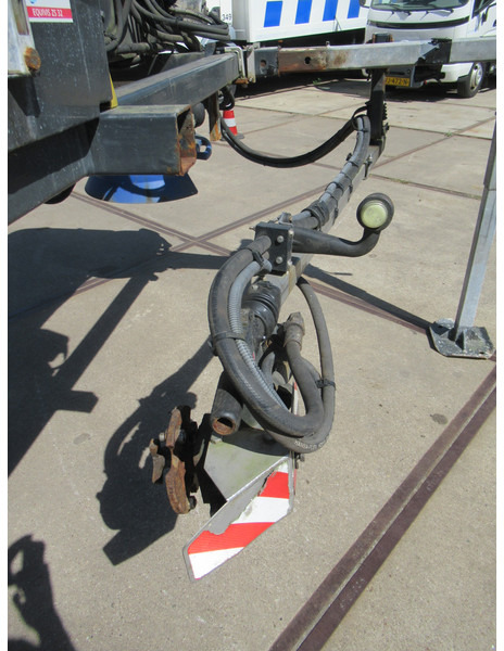 NIDO Stratos B08L-24 PCLN-350 Roto-power 0,8m3 + 350L Salzstreuer Saltspreader - الرمال مفرشة: صور 4 NIDO Stratos B08L-24 PCLN-350 Roto-power 0,8m3 + 350L Salzstreuer Saltspreader - الرمال مفرشة: صور 4