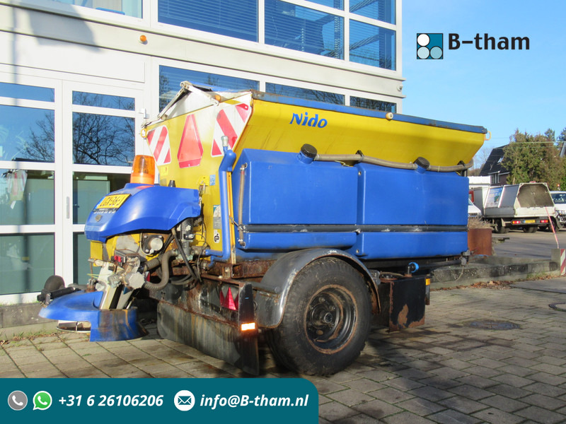 NIDO Stratos B17KR-21 AWCLN-350 1,7m3 + 850 L. Salzstreuer Saltspreader Zoutstrooier - الرمال مفرشة: صور 1 NIDO Stratos B17KR-21 AWCLN-350 1,7m3 + 850 L. Salzstreuer Saltspreader Zoutstrooier - الرمال مفرشة: صور 1