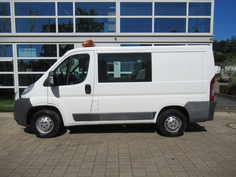 Peugeot Boxer 330 2.2 HDI 96KW L1H P+ DOKA Dubbelcabine AIRCO - فان المدمجة, الشاحنات الصغيرة كابينة مزدوجة: صور 2 Peugeot Boxer 330 2.2 HDI 96KW L1H P+ DOKA Dubbelcabine AIRCO - فان المدمجة, الشاحنات الصغيرة كابينة مزدوجة: صور 2