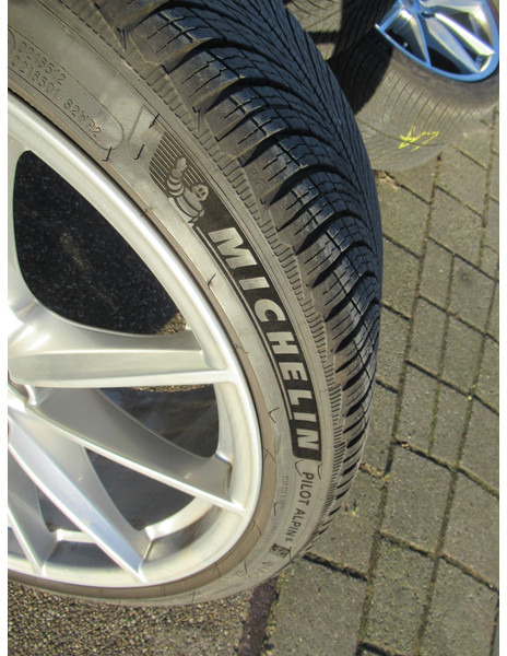 Porsche 911 992 20-/21 Carrera S Winterbanden Set Wielen - عجلات - سيارة: صور 4 Porsche 911 992 20-/21 Carrera S Winterbanden Set Wielen - عجلات - سيارة: صور 4