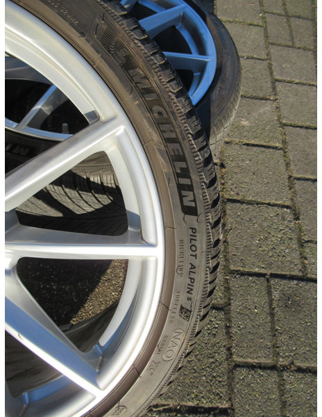 Porsche 911 992 20-/21 Carrera S Winterbanden Set Wielen - عجلات - سيارة: صور 5 Porsche 911 992 20-/21 Carrera S Winterbanden Set Wielen - عجلات - سيارة: صور 5