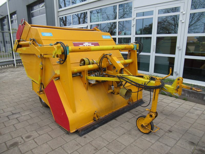 STH HK 1800 Maai / Veeg / Zuigmachine - جرار بعجلتين: صور 2 STH HK 1800 Maai / Veeg / Zuigmachine - جرار بعجلتين: صور 2