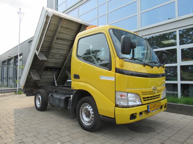 Toyota Dyna 100 3.0 D-4D 80KW kipper - Tipper - قلاب صغير: صور 3 Toyota Dyna 100 3.0 D-4D 80KW kipper - Tipper - قلاب صغير: صور 3