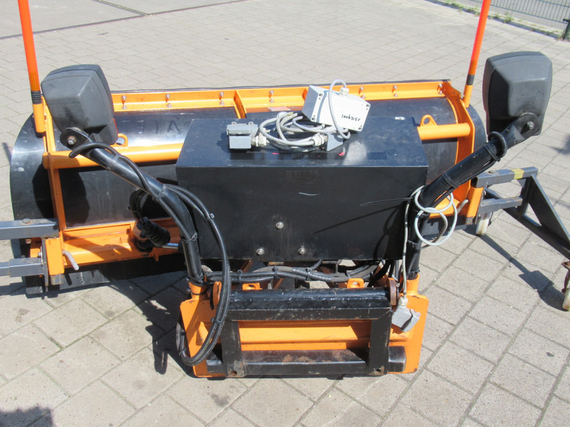 Villeton Jean LMT 20.50 208CM 12V Schneepflug Sneeuwschuif Snow Plow - كاسحة ثلوج: صور 2 Villeton Jean LMT 20.50 208CM 12V Schneepflug Sneeuwschuif Snow Plow - كاسحة ثلوج: صور 2