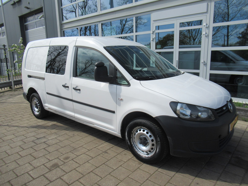 Volkswagen Caddy 1.6 TDI 75KW Maxi BMT - فان المدمجة: صور 5 Volkswagen Caddy 1.6 TDI 75KW Maxi BMT - فان المدمجة: صور 5
