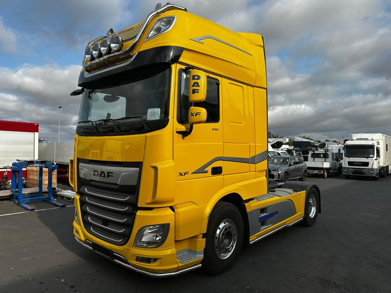 DAF XF 530/Intarder/2-K-Hydraulik/Luft-Luft/SCC - شاحنة جرار: صور 1 DAF XF 530/Intarder/2-K-Hydraulik/Luft-Luft/SCC - شاحنة جرار: صور 1