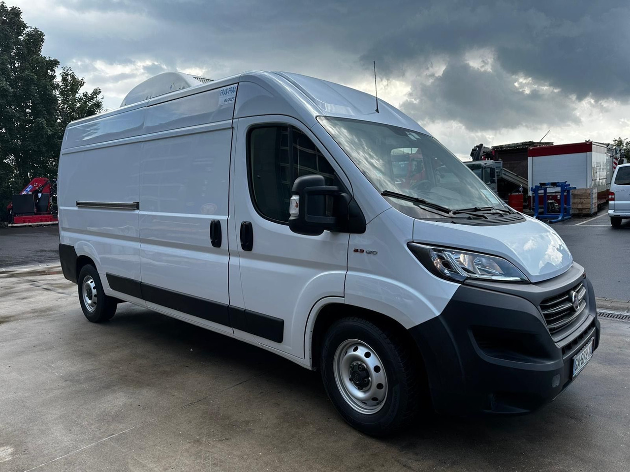 Fiat Ducato Isberg Pharma-Kühler -30°C/4°C/22°C - الشاحنات الصغيرة المبردة: صور 3 Fiat Ducato Isberg Pharma-Kühler -30°C/4°C/22°C - الشاحنات الصغيرة المبردة: صور 3