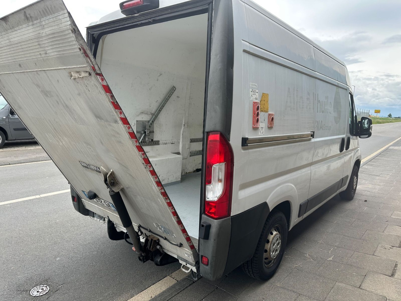 Fiat Ducato130*Automatik*Nav*LBW500kg*Service neu* Fiat Ducato130*Automatik*Nav*LBW500kg*Service neu* - فان: صور 5 Fiat Ducato130*Automatik*Nav*LBW500kg*Service neu* Fiat Ducato130*Automatik*Nav*LBW500kg*Service neu* - فان: صور 5