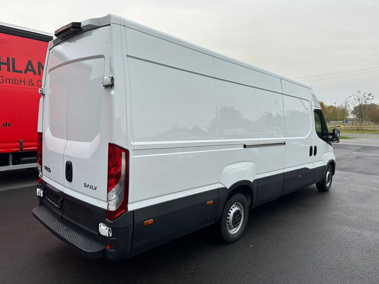 Iveco Daily 35 S14*Automatik*Heckkamera*top. Zustand!! Iveco Daily 35 S14*TOP*Automatik*Kamera* - فان: صور 4 Iveco Daily 35 S14*Automatik*Heckkamera*top. Zustand!! Iveco Daily 35 S14*TOP*Automatik*Kamera* - فان: صور 4