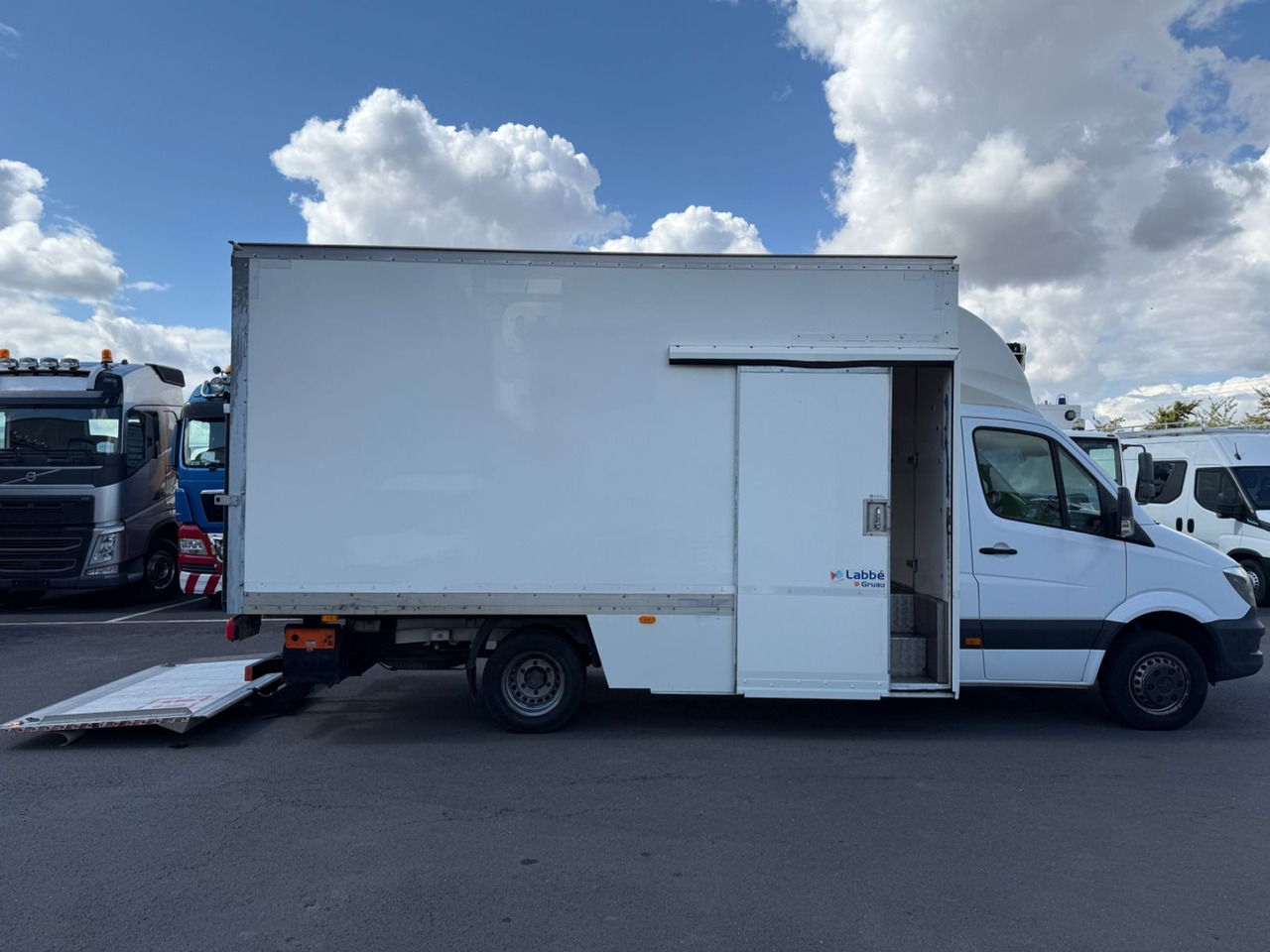 Mercedes-Benz Sprinter II 516 CDI /Automatik/LBW/Koffer/Kamera - الشاحنات الصغيرة صندوق مغلق: صور 2 Mercedes-Benz Sprinter II 516 CDI /Automatik/LBW/Koffer/Kamera - الشاحنات الصغيرة صندوق مغلق: صور 2