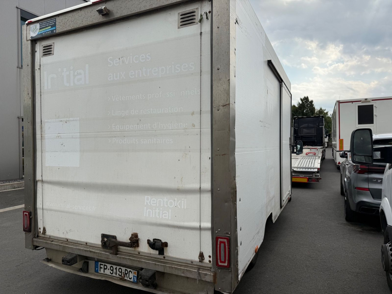 الشاحنات الصغيرة صندوق مغلق Renault Master III Koffer/Hebebühne/Klima/Kamera: صور 7 الشاحنات الصغيرة صندوق مغلق Renault Master III Koffer/Hebebühne/Klima/Kamera: صور 7