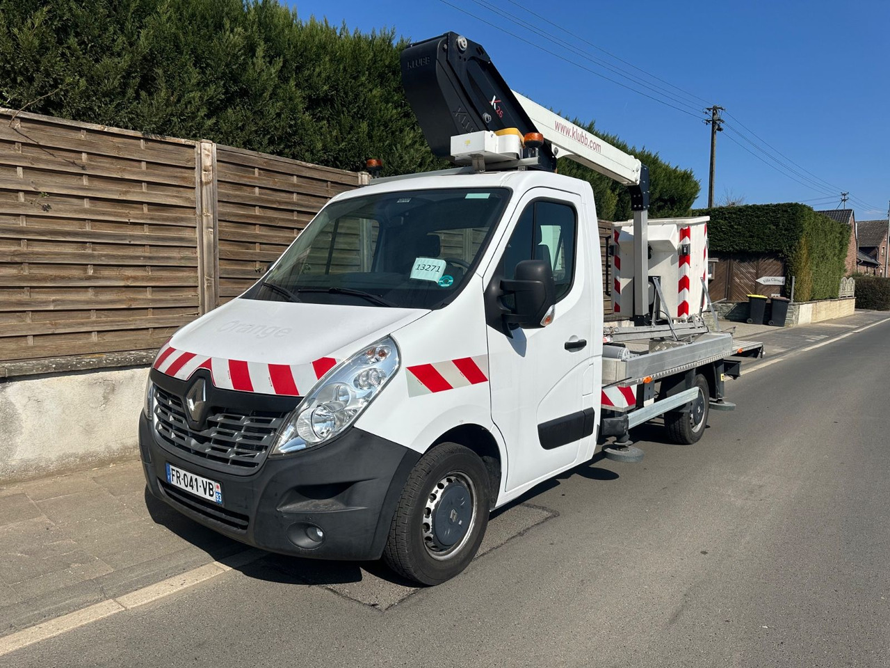Renault Master III*Steiger 12m*orig.km*Topzustand* Renault Master III*Steiger 12m*orig.km*Topzustand* - مصاعد الازدهار محمولة على شاحنة, الشاحنات الصغيرة: صور 1 Renault Master III*Steiger 12m*orig.km*Topzustand* Renault Master III*Steiger 12m*orig.km*Topzustand* - مصاعد الازدهار محمولة على شاحنة, الشاحنات الصغيرة: صور 1