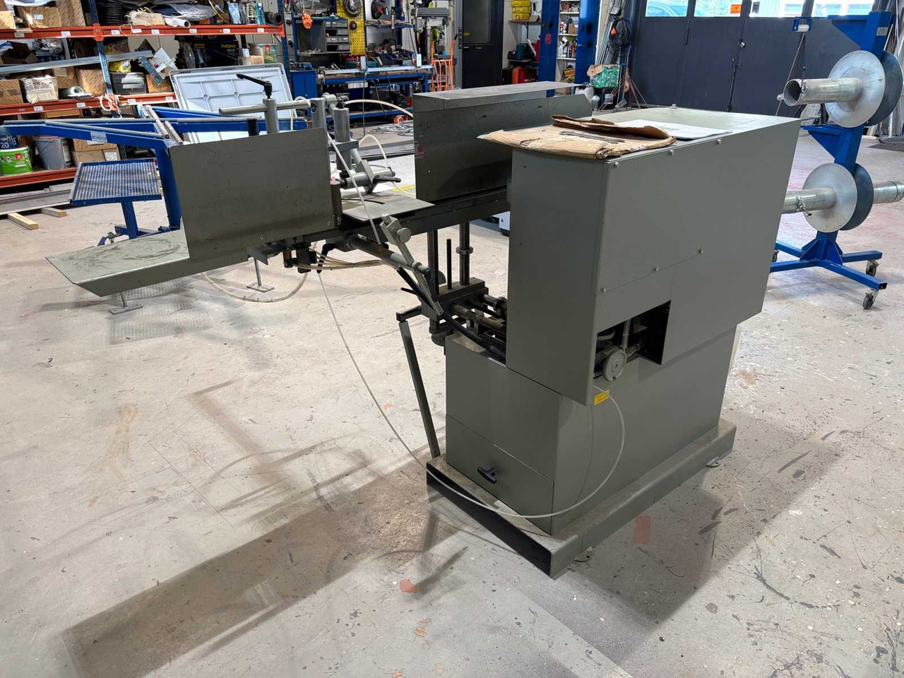 Aluminium profile machine saw Schuco AS 450 - آلة تصنيع المعادن: صور 4 Aluminium profile machine saw Schuco AS 450 - آلة تصنيع المعادن: صور 4