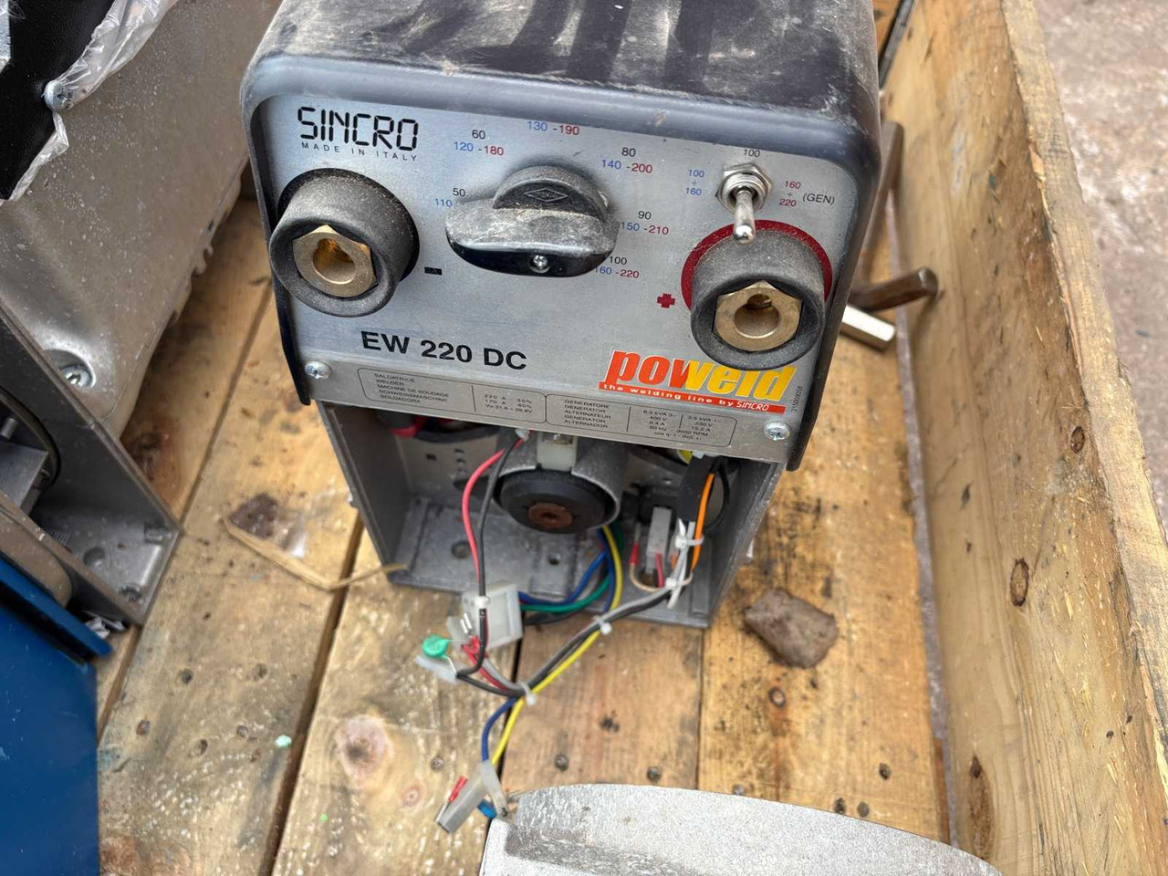 Welding generator Sincro EW 220 DC - ادوات لحام: صور 1 Welding generator Sincro EW 220 DC - ادوات لحام: صور 1