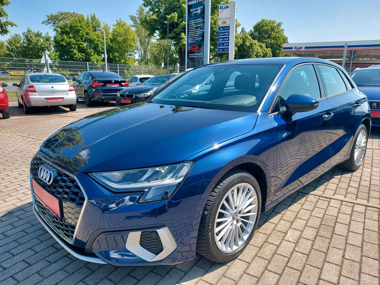 Audi A3 Sportback 35 TFSI advanced Virtual Autom. ACC - سيارة: صور 4 Audi A3 Sportback 35 TFSI advanced Virtual Autom. ACC - سيارة: صور 4