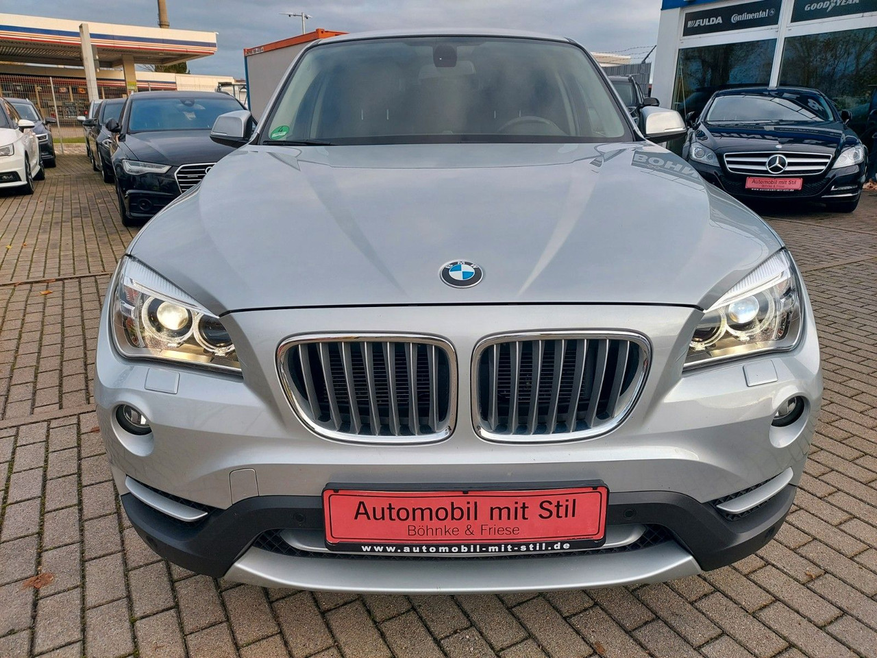 BMW X1 18 d xDrive Xenon Navi Leder AHK - سيارة دفع رباعي: صور 2 BMW X1 18 d xDrive Xenon Navi Leder AHK - سيارة دفع رباعي: صور 2