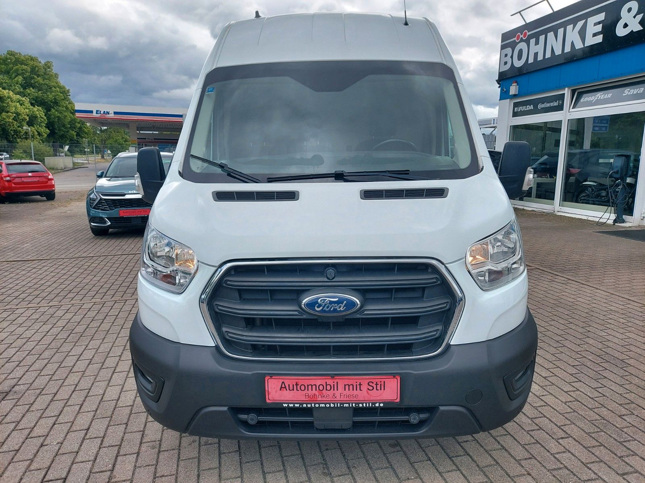 Ford Transit Kasten 350 L4 lang hoch Klima Cam DAB - ميكروباص: صور 3 Ford Transit Kasten 350 L4 lang hoch Klima Cam DAB - ميكروباص: صور 3