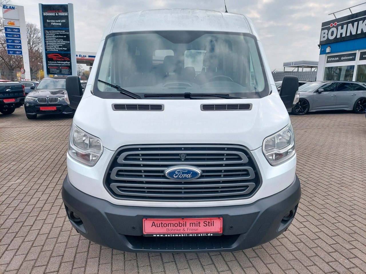 Ford Transit Kombi 330 L2 Trend 9 Sitze Klima Sitzhei - ميكروباص: صور 5 Ford Transit Kombi 330 L2 Trend 9 Sitze Klima Sitzhei - ميكروباص: صور 5