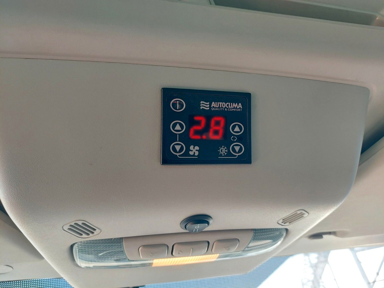 ميكروباص Ford Transit Kombi 350 L3 hoch Trend Rollstuhl Lift: صور 20