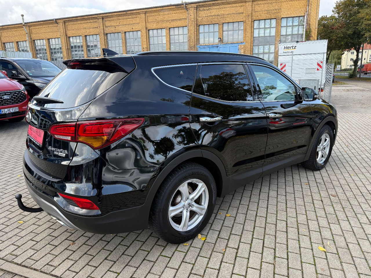 Hyundai Santa Fe blue Premium 4WD XENON LED NAVI LEDER - سيارة دفع رباعي: صور 4 Hyundai Santa Fe blue Premium 4WD XENON LED NAVI LEDER - سيارة دفع رباعي: صور 4