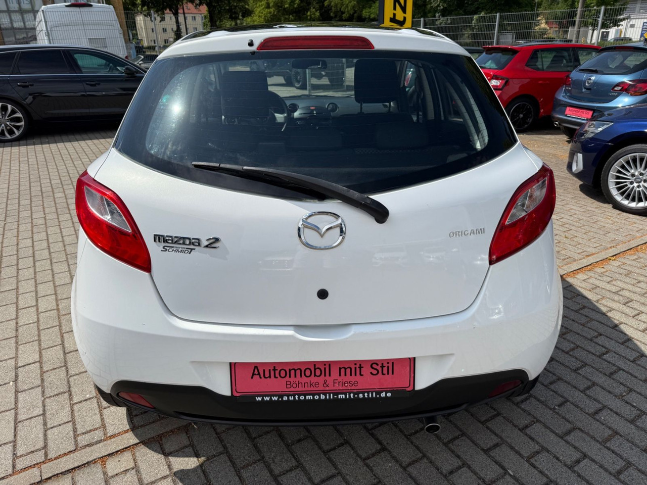 Mazda 2 Lim. 1.3 Origami 5 TÜER KLIMA SHZ TÜV NEU - سيارة: صور 5 Mazda 2 Lim. 1.3 Origami 5 TÜER KLIMA SHZ TÜV NEU - سيارة: صور 5