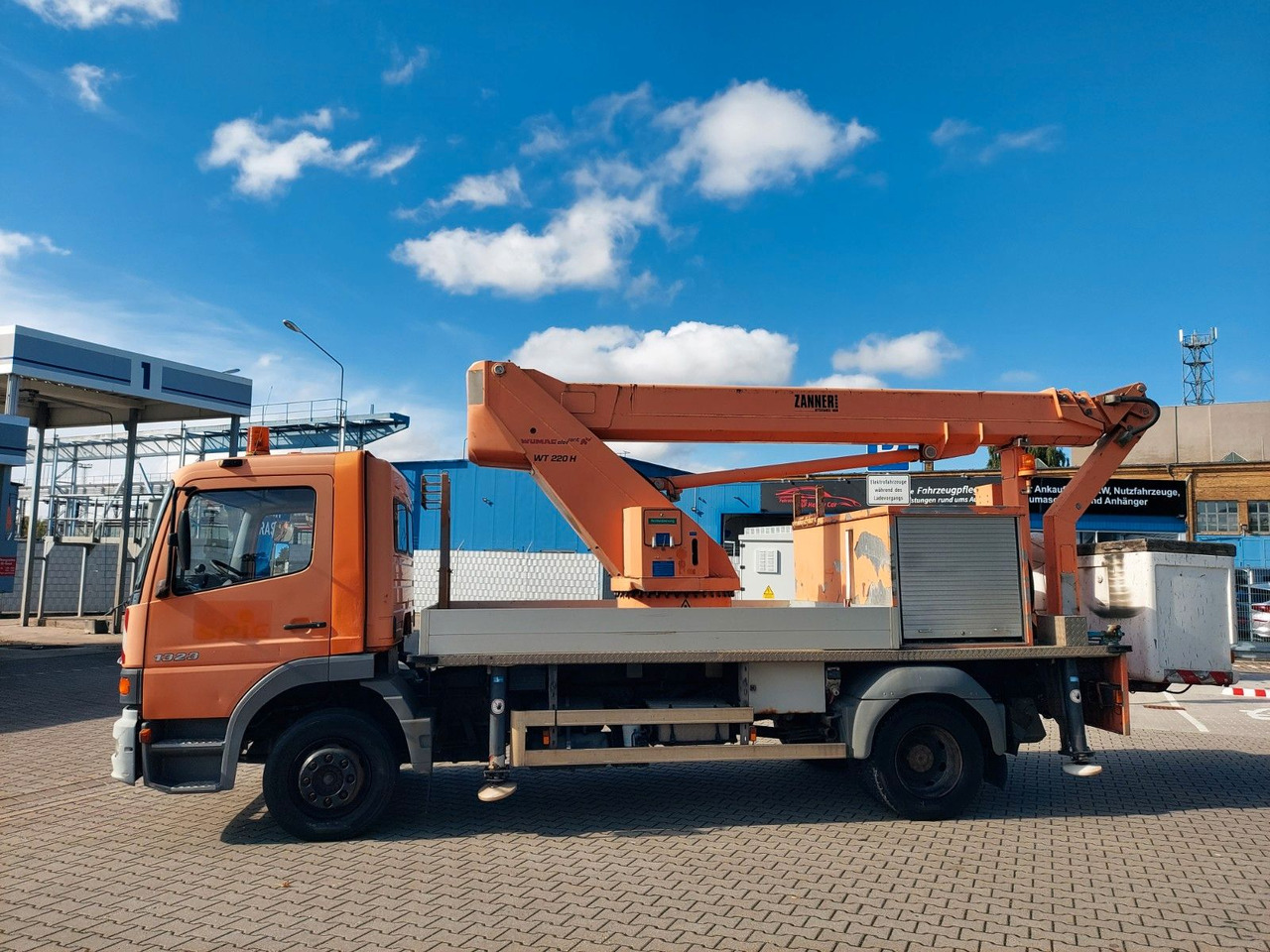 مصاعد الازدهار محمولة على شاحنة Mercedes-Benz ATEGO 1323 HUBSTEIGER WUMAG WT220H: صور 7