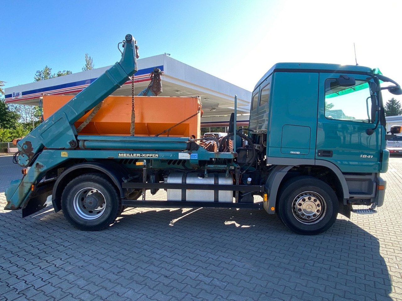 Mercedes-Benz Actros 2/3 6-Zyl. 1841 MEILER ABSATZKIPP. WINTER - قلابات: صور 3 Mercedes-Benz Actros 2/3 6-Zyl. 1841 MEILER ABSATZKIPP. WINTER - قلابات: صور 3