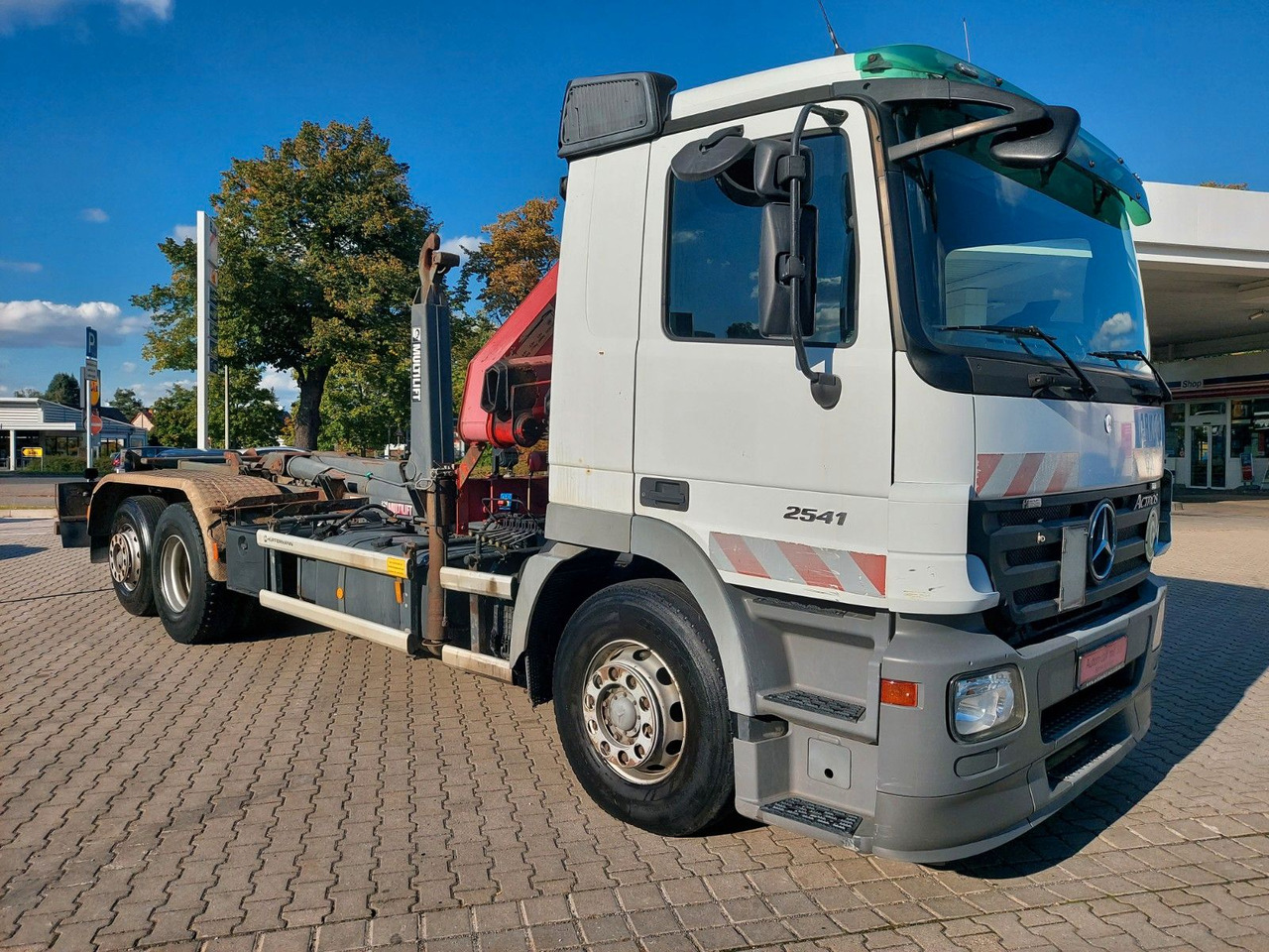 Mercedes-Benz Actros 6-Zyl. 2541 HMF KRAN ABROLLKIPPER - شاحنة ذات الخطاف, شاحنة كرين: صور 5 Mercedes-Benz Actros 6-Zyl. 2541 HMF KRAN ABROLLKIPPER - شاحنة ذات الخطاف, شاحنة كرين: صور 5