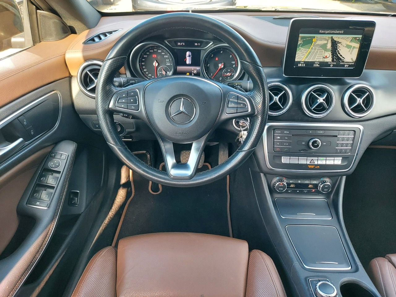 Mercedes-Benz CLA 220 CLA -Klasse Shooting Brake AMG ACC - سيارة: صور 2 Mercedes-Benz CLA 220 CLA -Klasse Shooting Brake AMG ACC - سيارة: صور 2