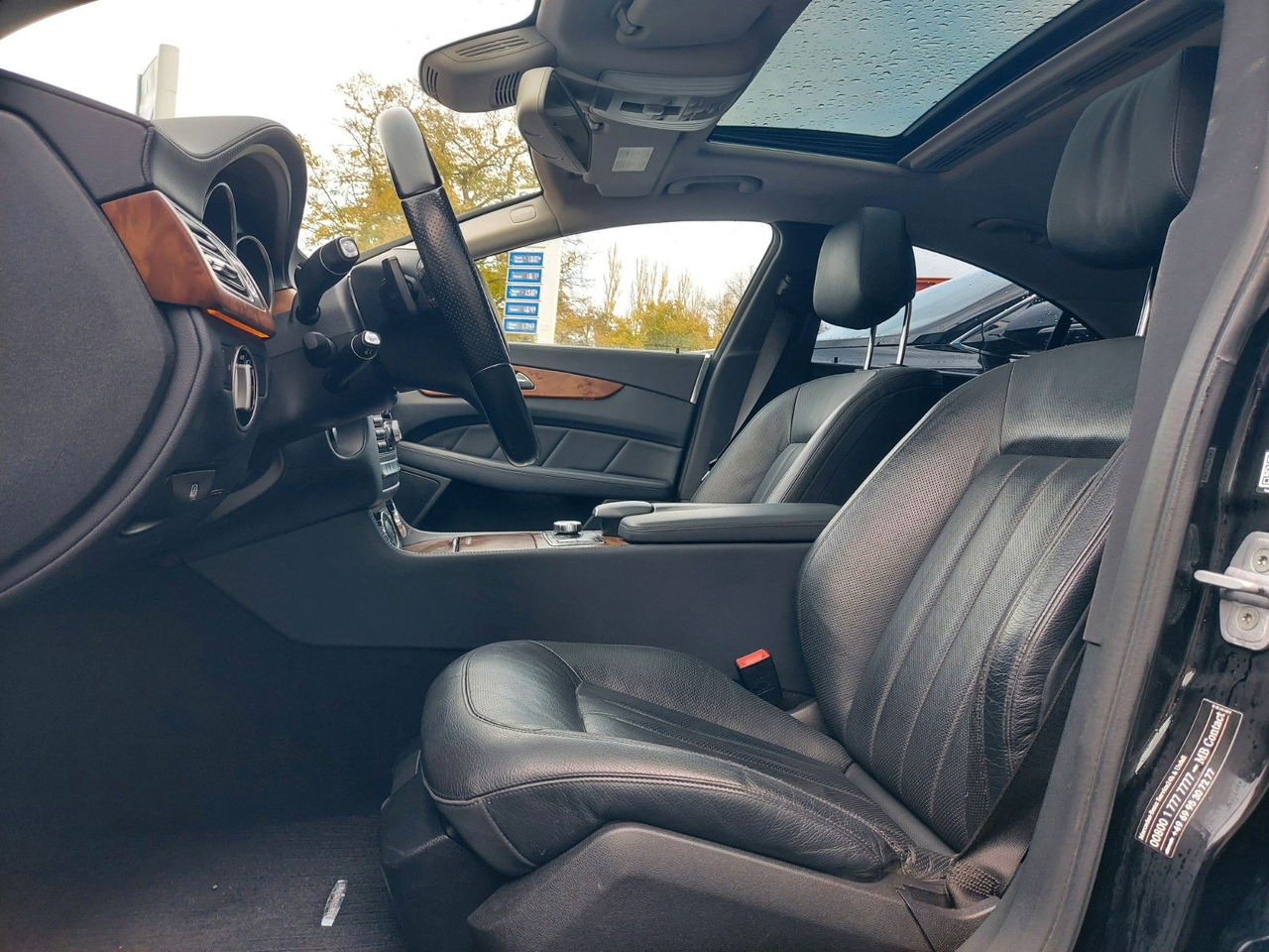 Mercedes-Benz CLS 350 CDI BE Xenon Leder Navi Sitzbelüftung - سيدان: صور 3 Mercedes-Benz CLS 350 CDI BE Xenon Leder Navi Sitzbelüftung - سيدان: صور 3