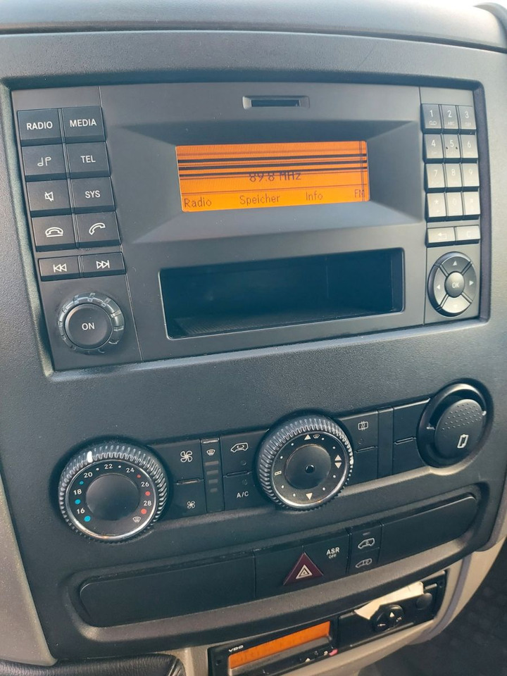 فان Mercedes-Benz Sprinter II Kasten 516 5T KLIMA AHK MAXI: صور 17 فان Mercedes-Benz Sprinter II Kasten 516 5T KLIMA AHK MAXI: صور 17