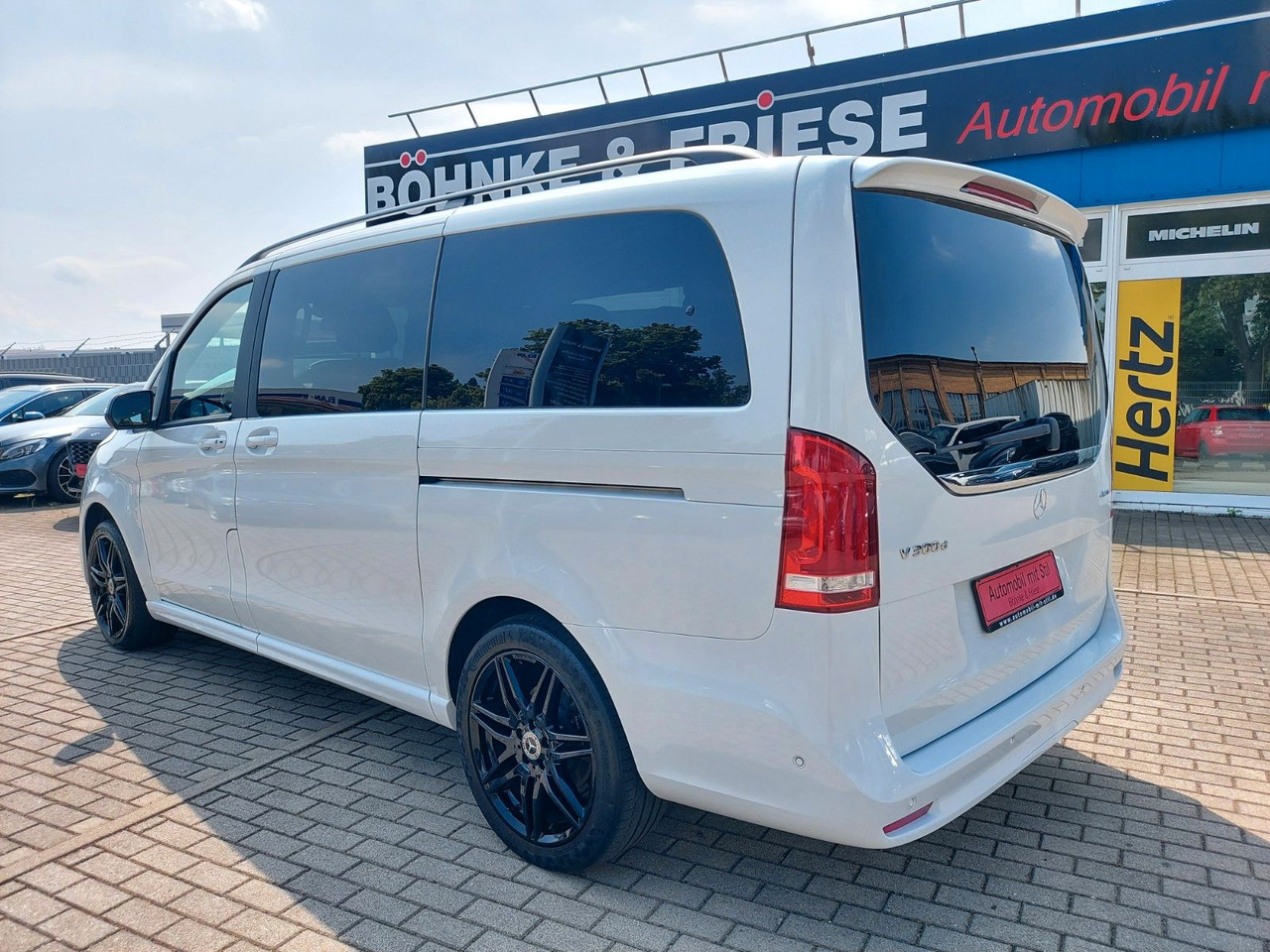 ميكروباص Mercedes-Benz V 300 V -Klasse EDITION 2020 4MATIC lang AMG: صور 12