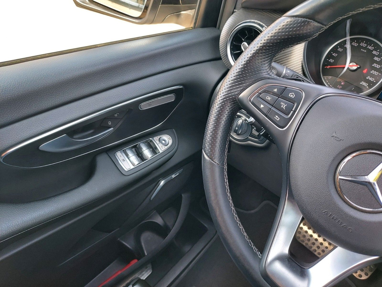 ميكروباص Mercedes-Benz V 300 V -Klasse EDITION 2020 4MATIC lang AMG: صور 21