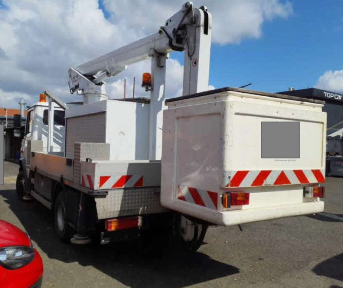 Mercedes-Benz VARIO 814D HUBARBEITS WUMAG 155T 4X4 ALLRAD - مصاعد الازدهار محمولة على شاحنة: صور 4 Mercedes-Benz VARIO 814D HUBARBEITS WUMAG 155T 4X4 ALLRAD - مصاعد الازدهار محمولة على شاحنة: صور 4