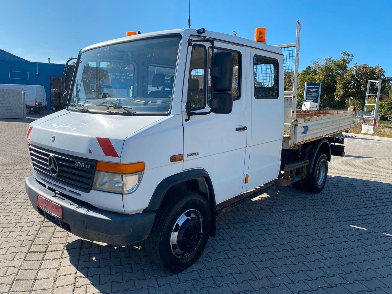 Mercedes-Benz VARIO 816D Doka 3 Seiten Kipper Meiller - قلاب صغير, الشاحنات الصغيرة كابينة مزدوجة: صور 3 Mercedes-Benz VARIO 816D Doka 3 Seiten Kipper Meiller - قلاب صغير, الشاحنات الصغيرة كابينة مزدوجة: صور 3