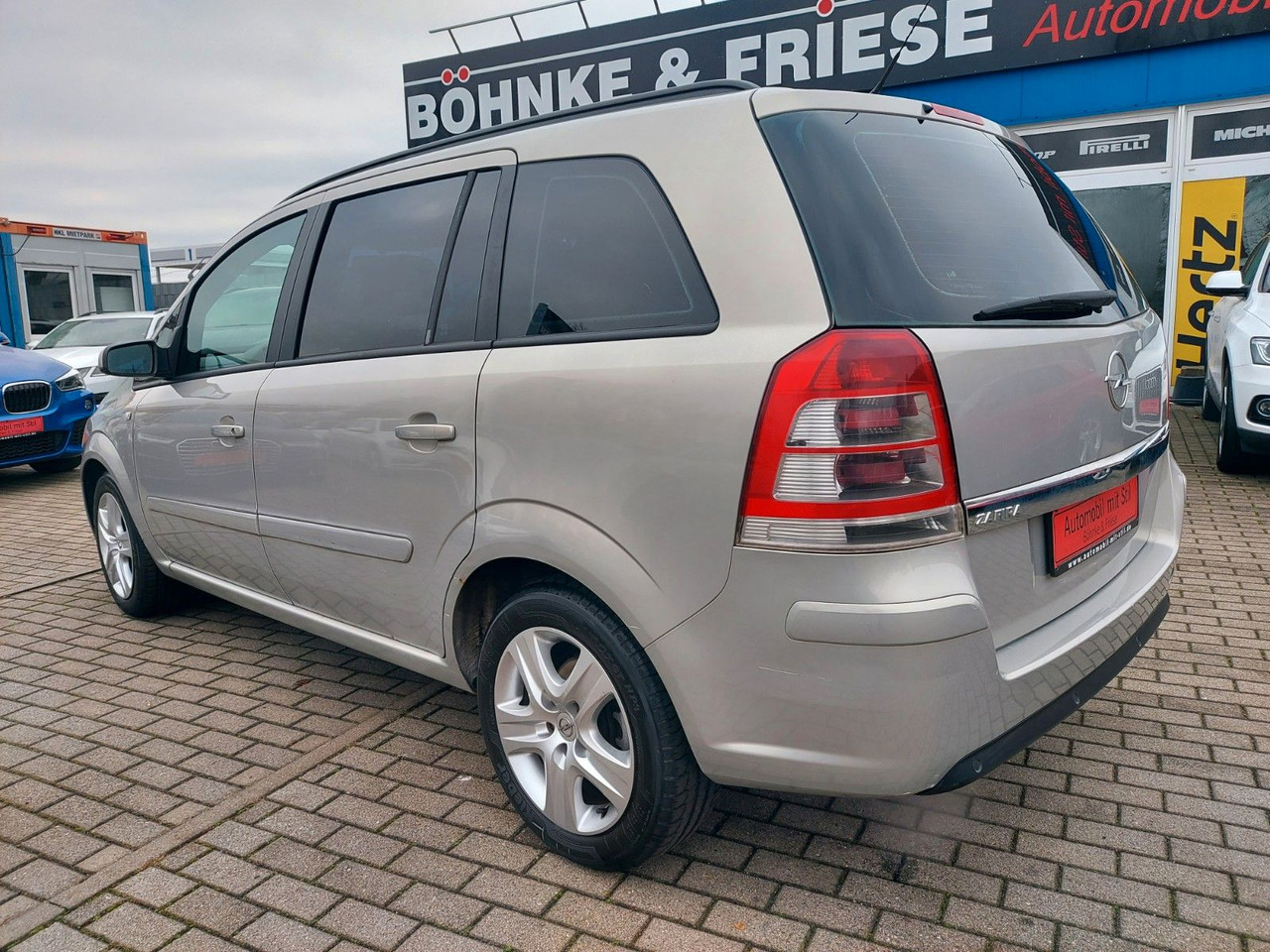 Opel Zafira B Edition 7 Sitze Klima - ميكروباص: صور 5 Opel Zafira B Edition 7 Sitze Klima - ميكروباص: صور 5