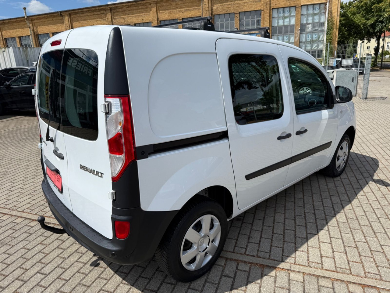 Renault Kangoo Rapid Extra Klima AHK DACHTRÄGER WORKER - سيارة: صور 4 Renault Kangoo Rapid Extra Klima AHK DACHTRÄGER WORKER - سيارة: صور 4