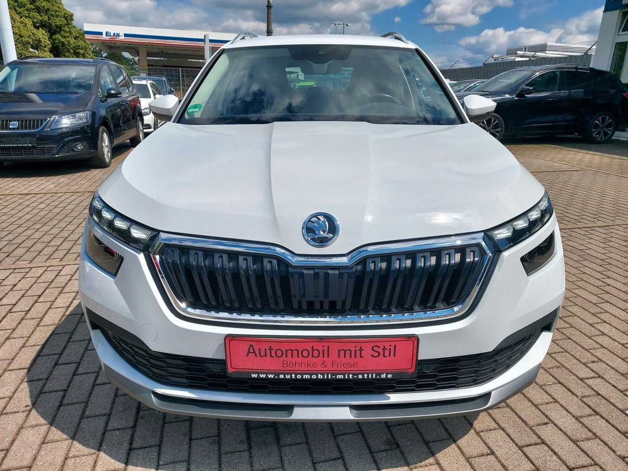 Skoda Kamiq Style LED Radar Navi DAB Sound - سيارة دفع رباعي: صور 2 Skoda Kamiq Style LED Radar Navi DAB Sound - سيارة دفع رباعي: صور 2