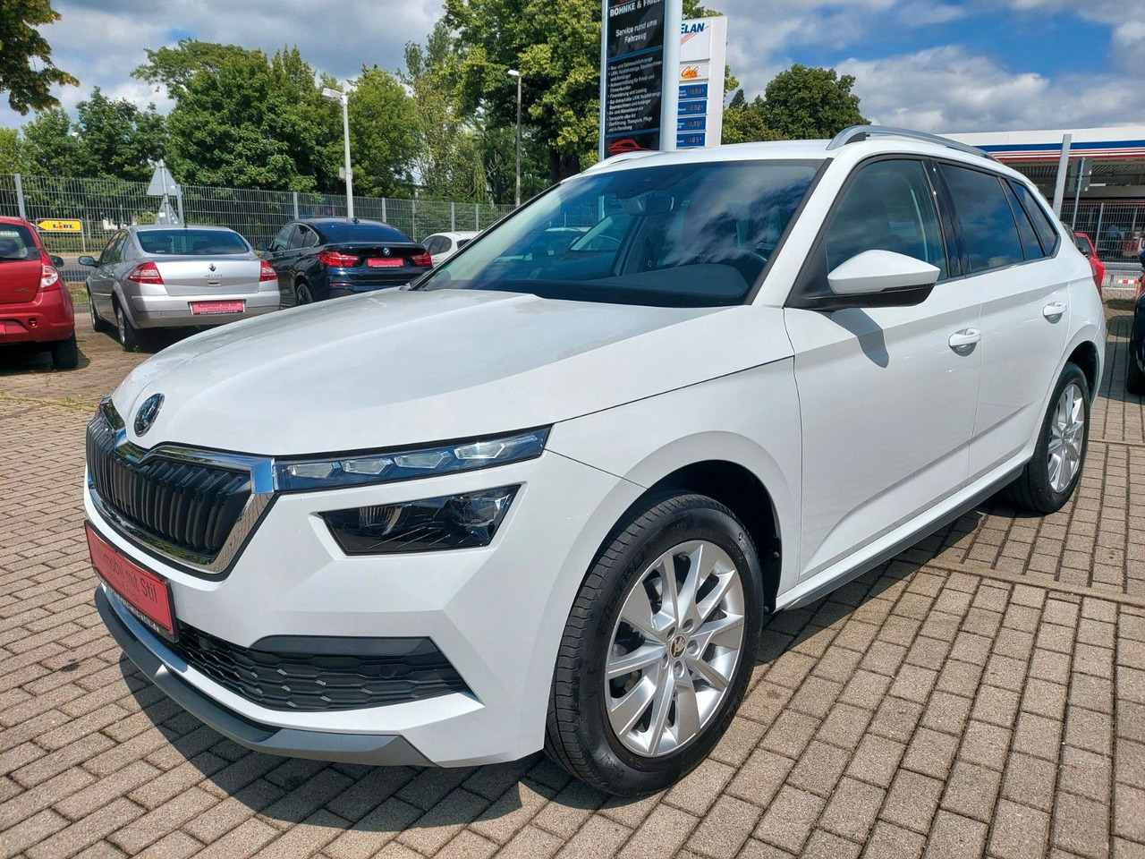 Skoda Kamiq Style LED Radar Navi DAB Sound - سيارة دفع رباعي: صور 3 Skoda Kamiq Style LED Radar Navi DAB Sound - سيارة دفع رباعي: صور 3