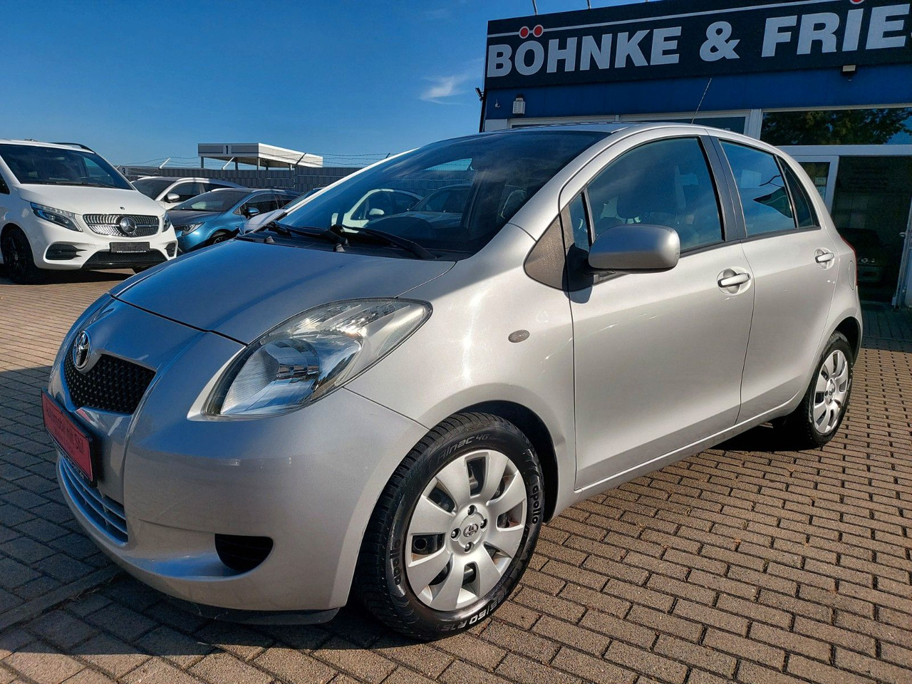 Toyota Yaris Sol Klima - سيارة: صور 2 Toyota Yaris Sol Klima - سيارة: صور 2