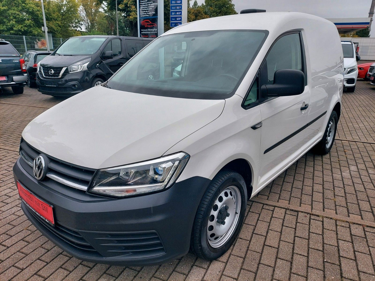Volkswagen Caddy Kasten Klima Xenon Bluetooth - ميكروباص: صور 4 Volkswagen Caddy Kasten Klima Xenon Bluetooth - ميكروباص: صور 4