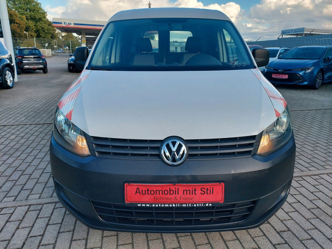 Volkswagen Caddy Kasten Kombi Klima AHK - ميكروباص: صور 3 Volkswagen Caddy Kasten Kombi Klima AHK - ميكروباص: صور 3