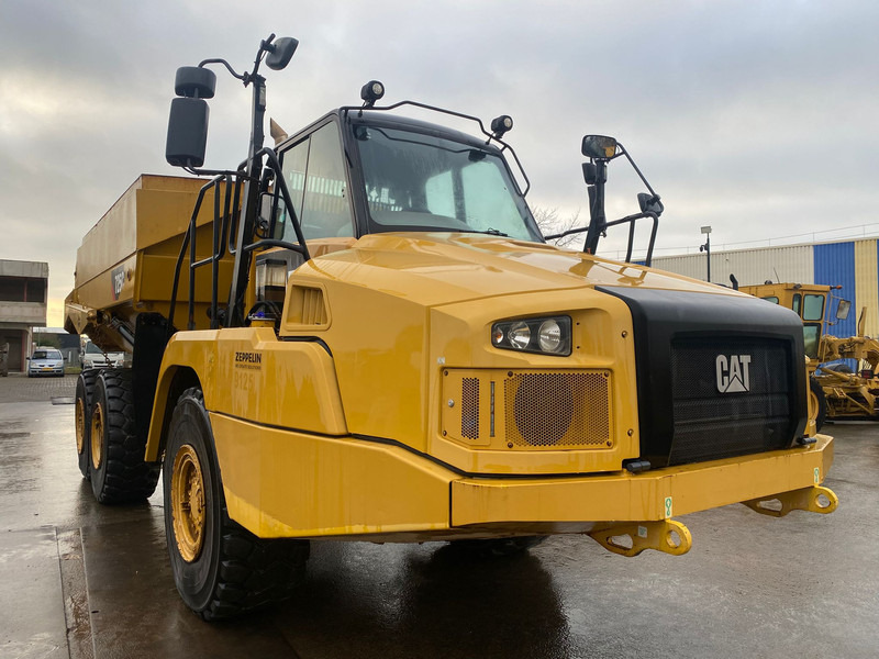 Caterpillar 725C2 NVT - شاحنة مفصلية: صور 3 Caterpillar 725C2 NVT - شاحنة مفصلية: صور 3