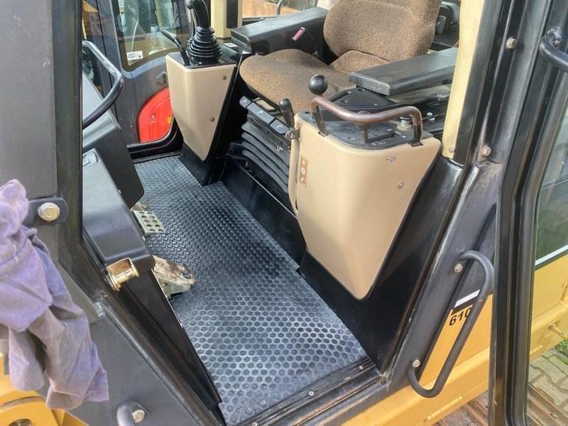 Caterpillar 953 C - اللودر المجنزر: صور 3 Caterpillar 953 C - اللودر المجنزر: صور 3