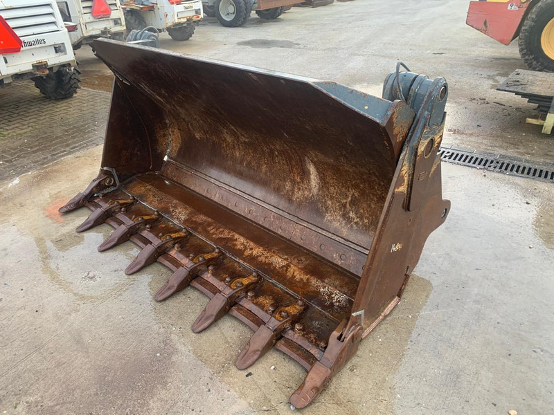 Liebherr LR 624 - بكت: صور 1 Liebherr LR 624 - بكت: صور 1