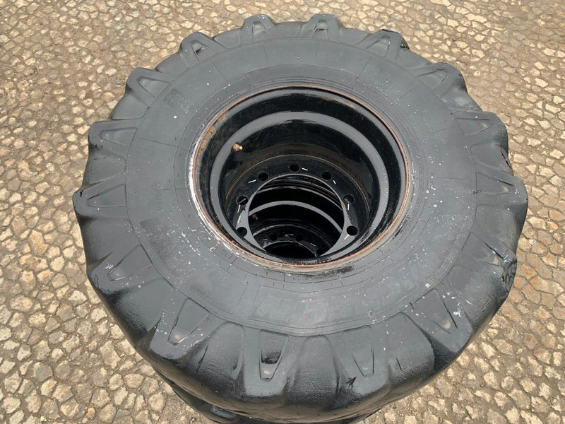 Michelin XF - الإطارات: صور 5 Michelin XF - الإطارات: صور 5