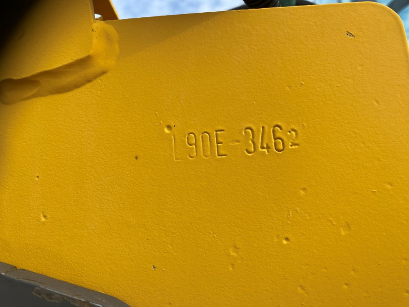 اللودر بعجل Volvo L90E NVT: صور 17