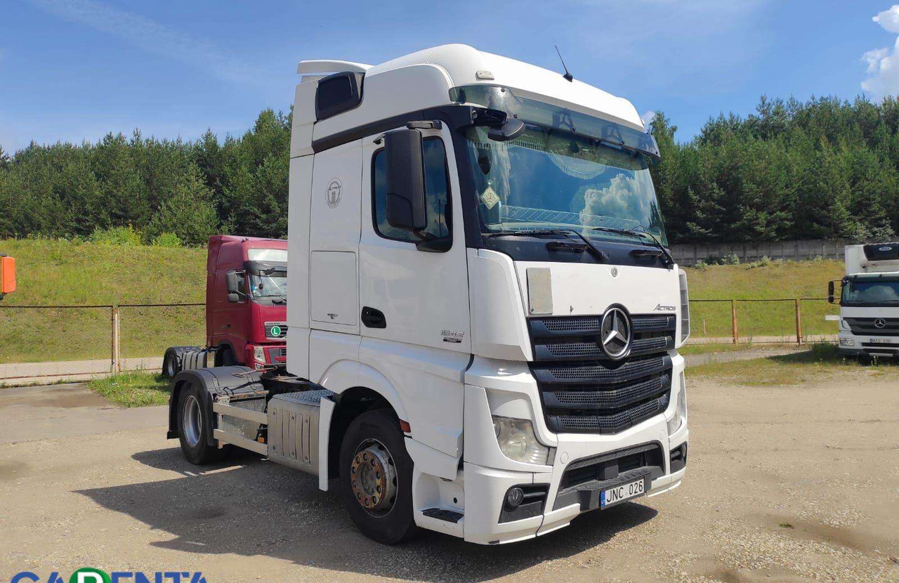 Mercedes-Benz Actros1842 - شاحنة جرار: صور 2 Mercedes-Benz Actros1842 - شاحنة جرار: صور 2